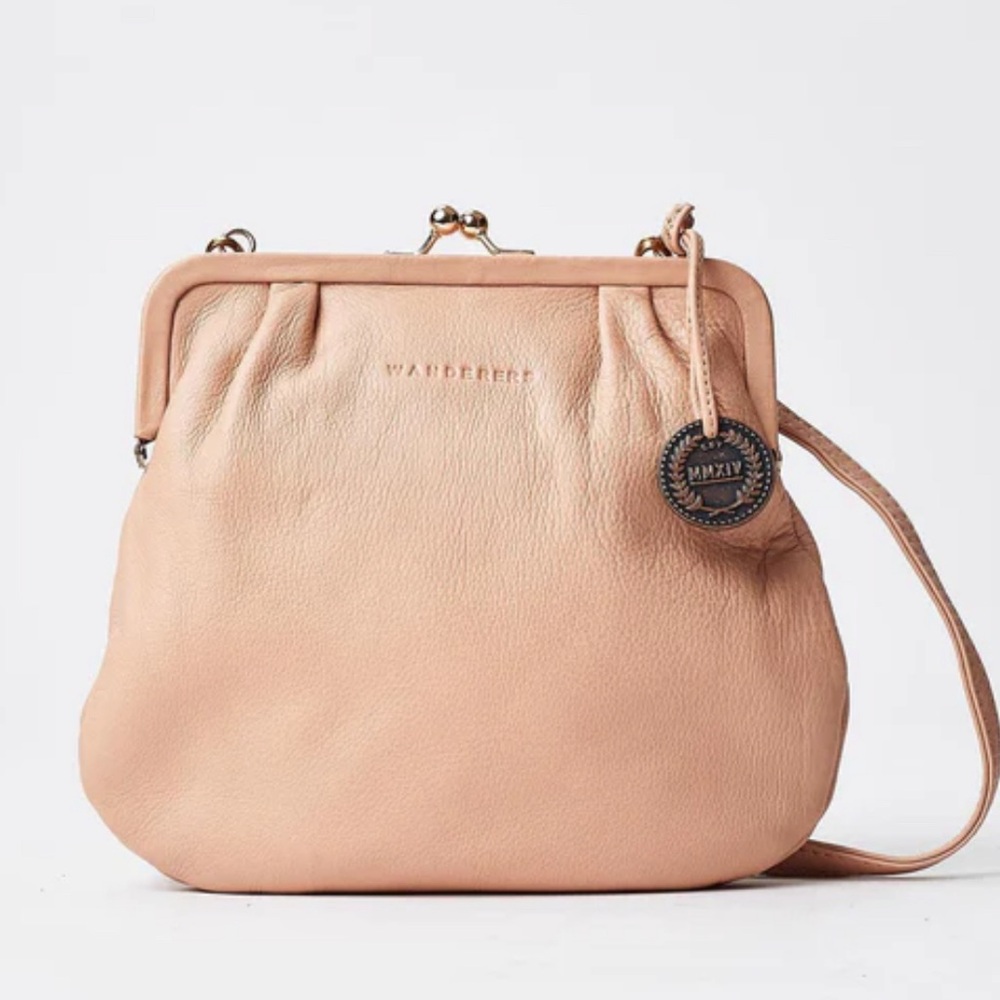Wanderers Travel Co THE VERSAILLES CROSSBODY New Blush